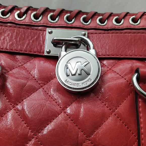 Michael Kors Hippie Grommet Hamilton Red Quilted Leather Large Tote Bag - Picture 3 of 16